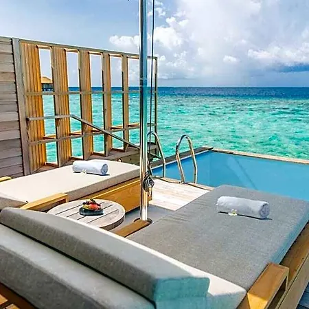 호텔 Over Water With Private Pool